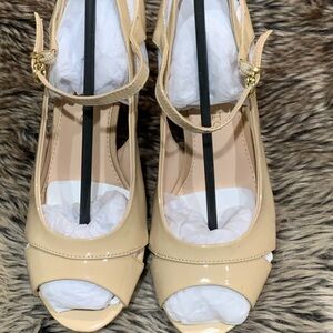 Franco Sarto Nude patent /cork SULU  Peep toe Size 6M